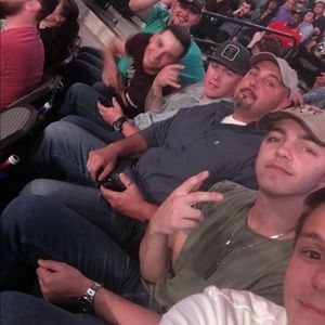 Meet your Posher, Ethan